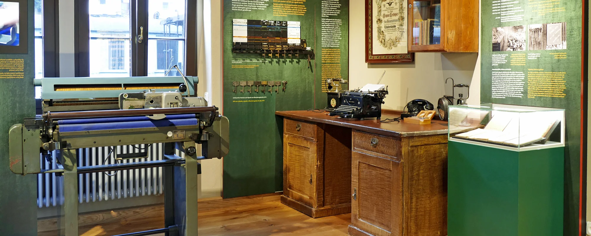 saechsisches_schmalspurbahn-museum_rittersgruen_banner_bahn_5_5.jpg